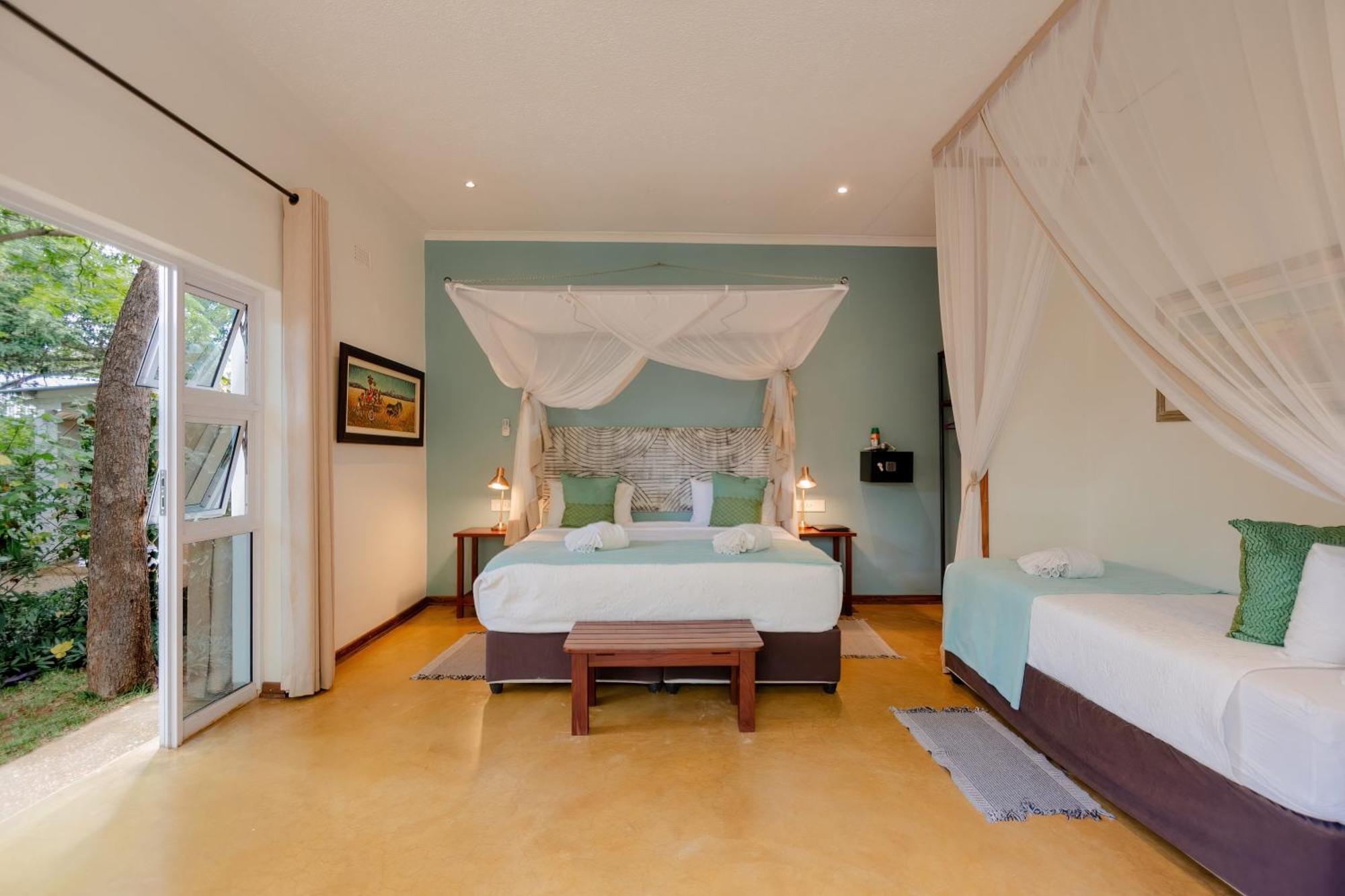 Phezulu Guest Lodge Victoria Falls Kültér fotó